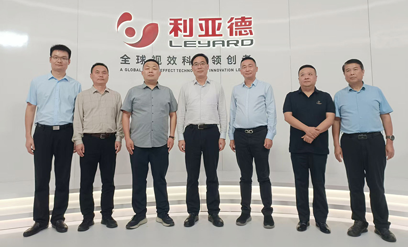 光山县县委书记李伟一行走访J9.COM，共商文旅合作新蓝图